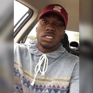 Meet your Posher, Devonte